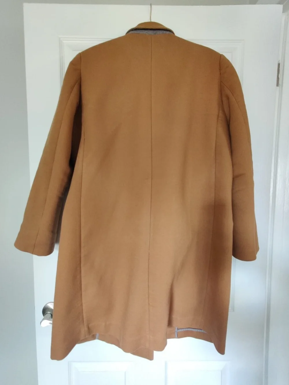 GAP Light Brown Lapel-Collar Long Dress Coat – XL - Picture 3 of 12